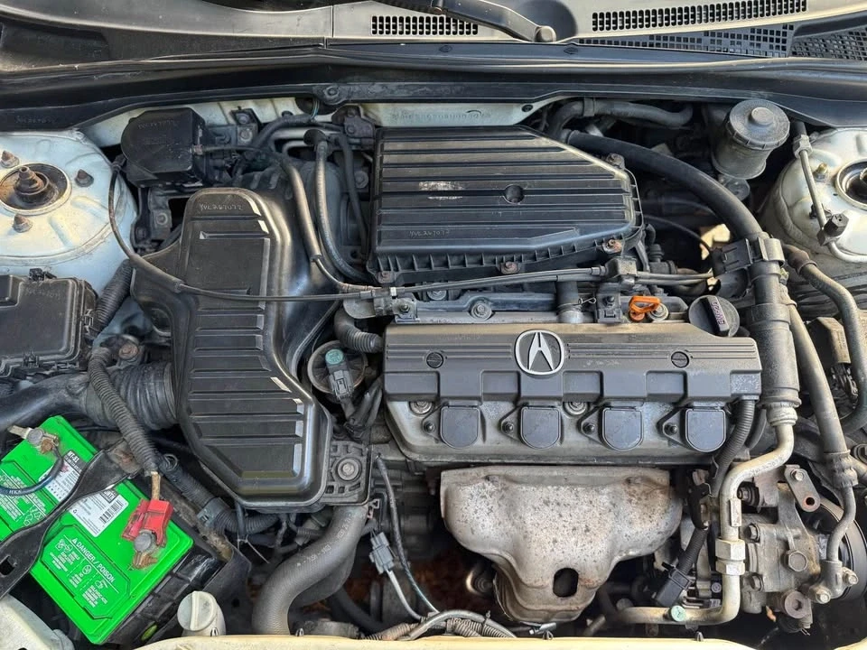 2004 Acura EL - Image 10 of 12