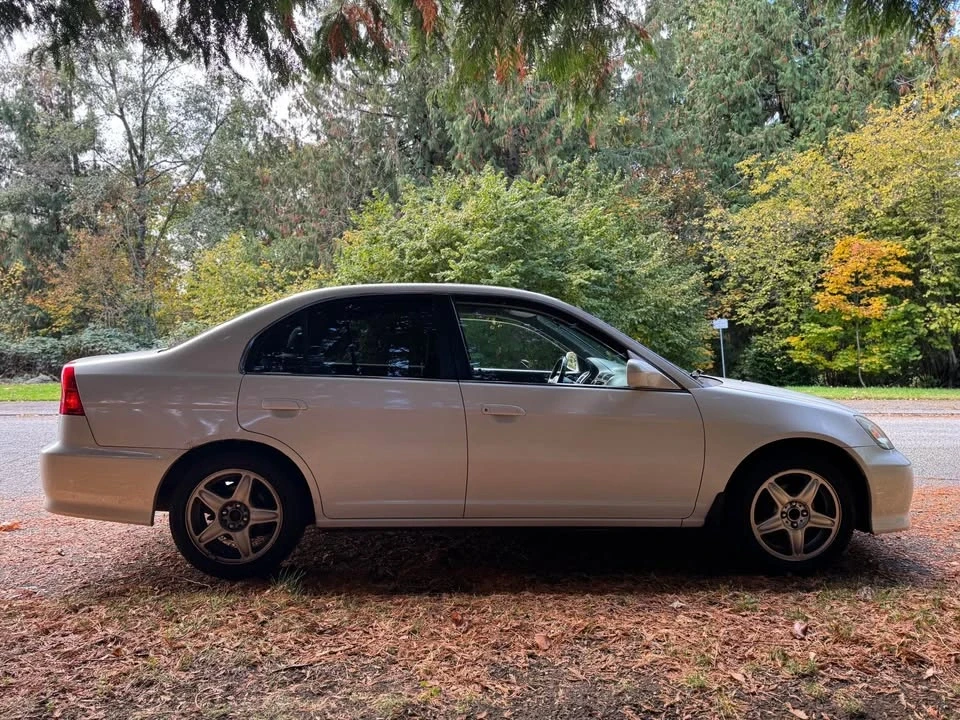 2004 Acura EL - Image 5 of 12