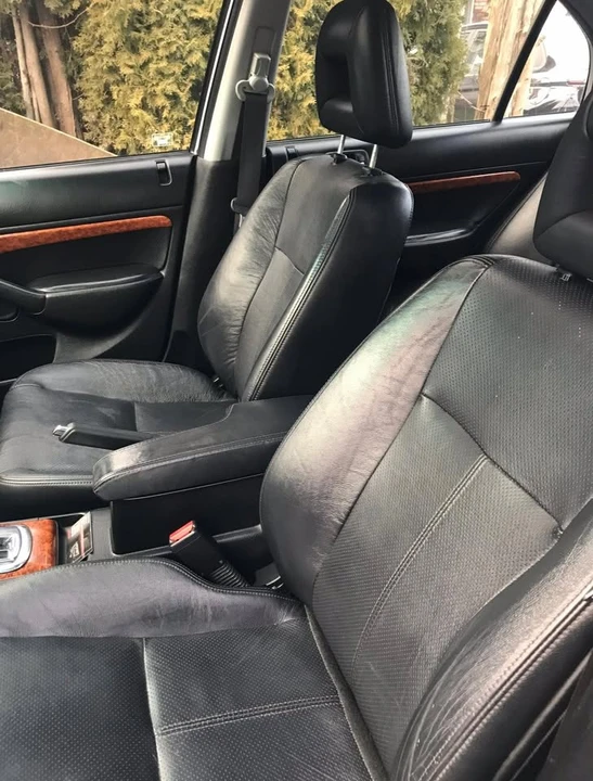 2004 Acura EL - Image 10 of 11