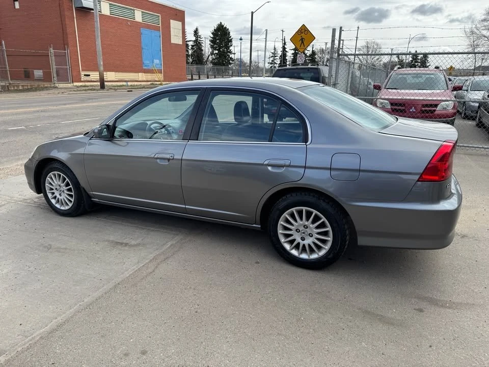 2004 Acura EL - Image 8 of 18