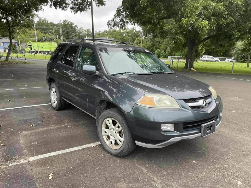2004 Acura MDX 1st Gen - Image 2 of 7