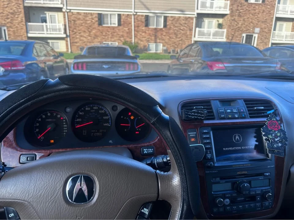2004 Acura MDX 1st Gen - Image 2 of 5