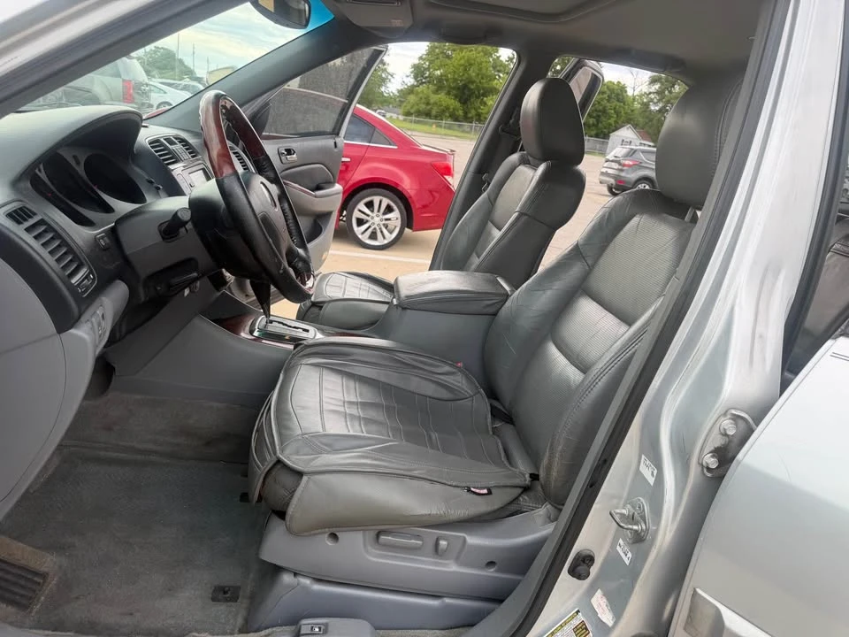 2004 Acura MDX 1st Gen - Image 4 of 16