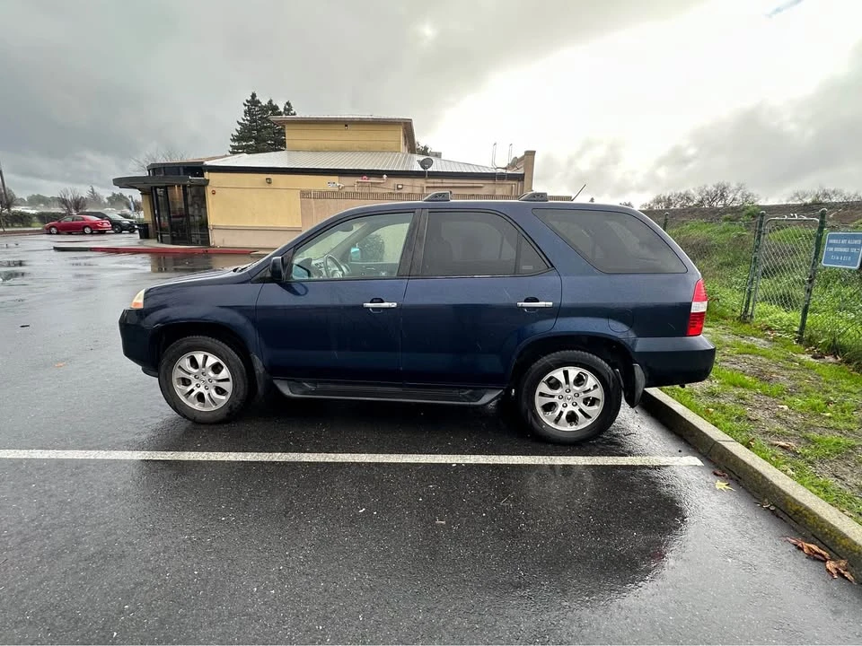 2004 Acura MDX 1st Gen - Image 4 of 13