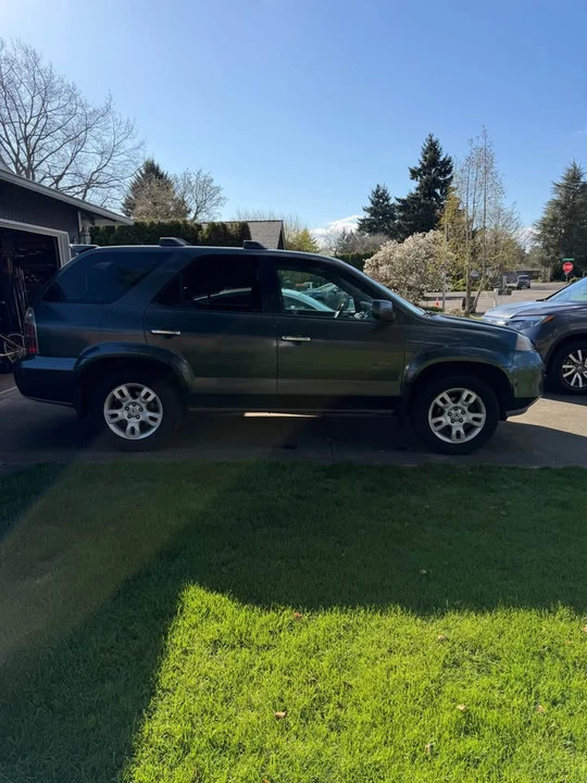 2004 Acura MDX 1st Gen - Image 2 of 14