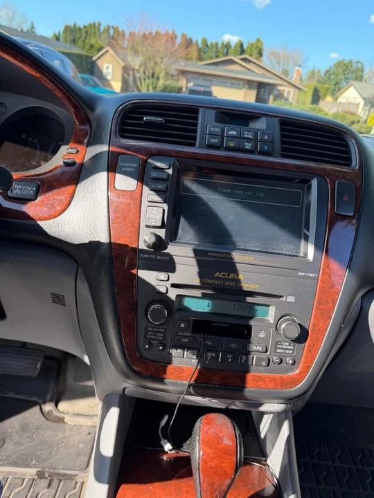 2004 Acura MDX 1st Gen - Image 13 of 14