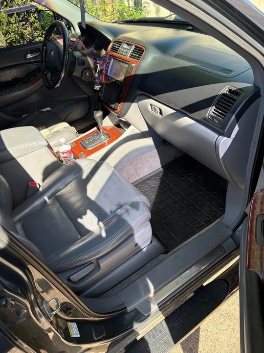 2004 Acura MDX 1st Gen - Image 4 of 7