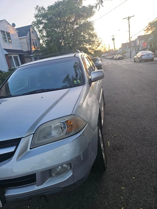 2004 Acura MDX 1st Gen - Image 3 of 8