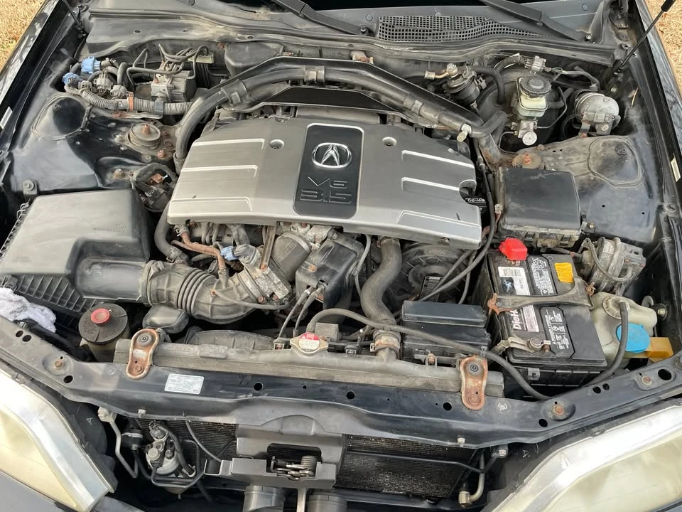 2004 Acura RL 1st Gen - Image 2 of 8