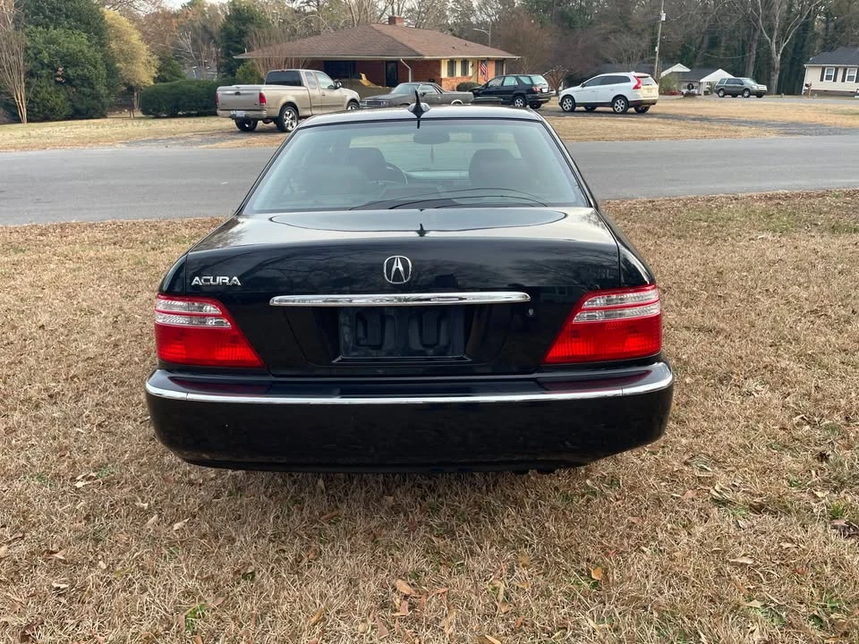 2004 Acura RL 1st Gen - Image 8 of 8