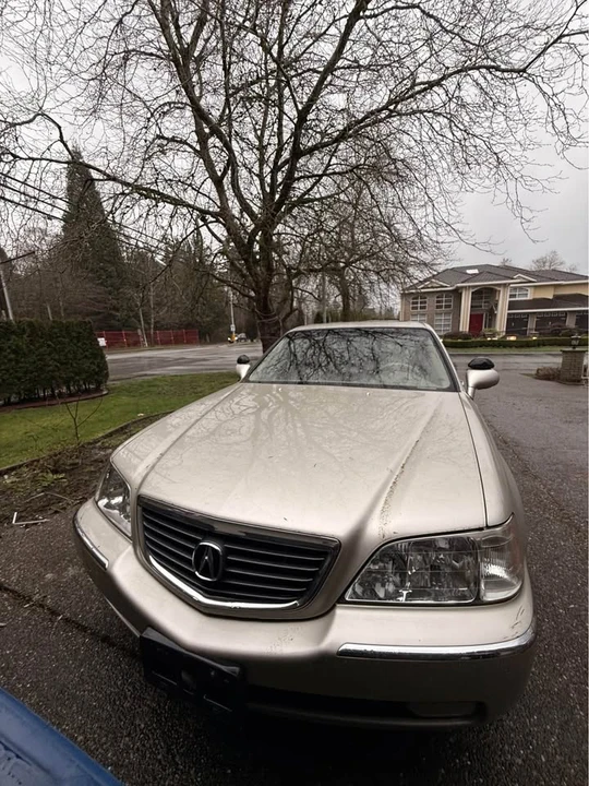 2004 Acura RL 1st Gen - Image 4 of 4
