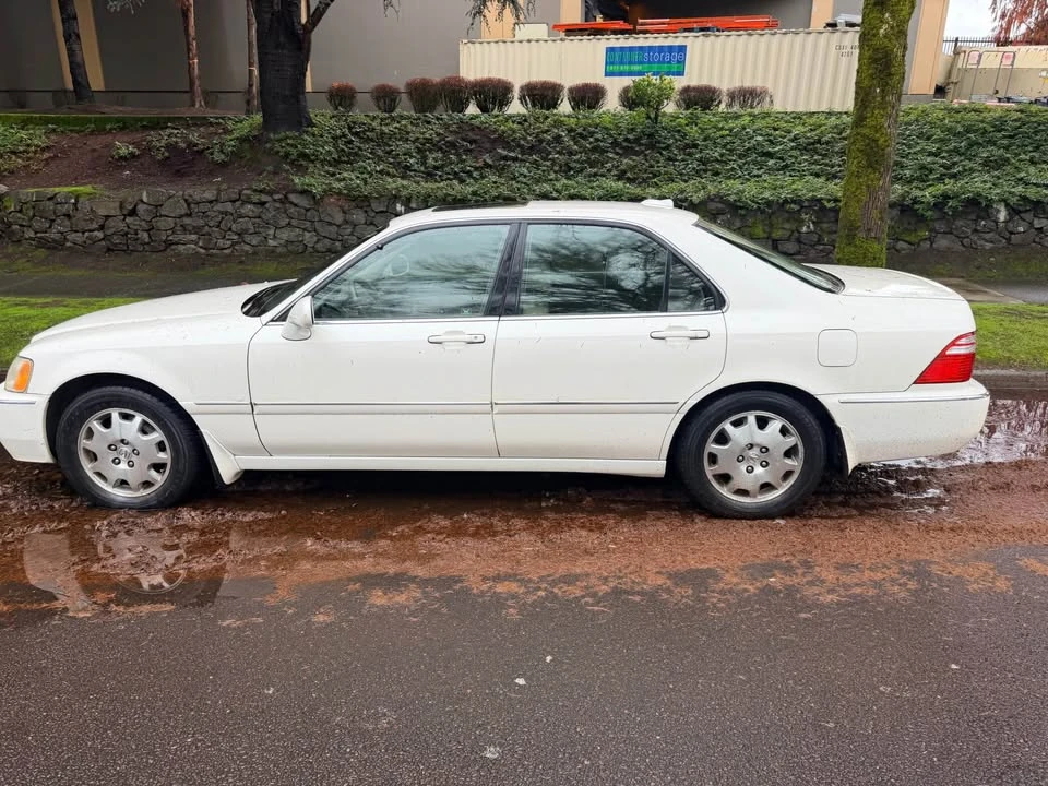 2004 Acura RL 1st Gen - Image 5 of 6