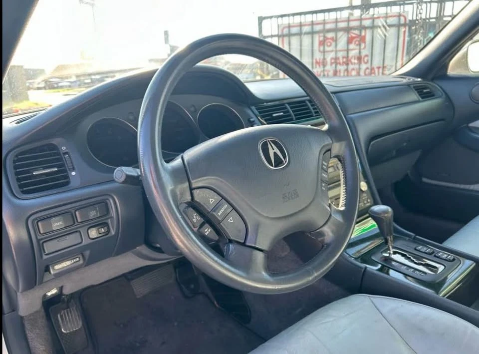 2004 Acura RL 1st Gen - Image 7 of 9