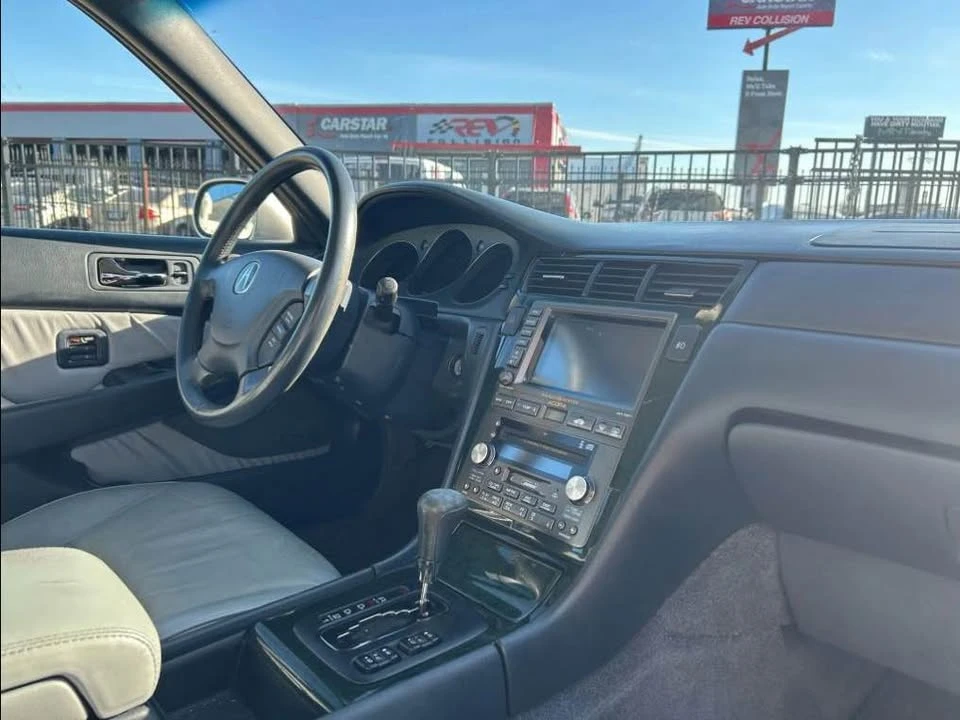 2004 Acura RL 1st Gen - Image 9 of 9