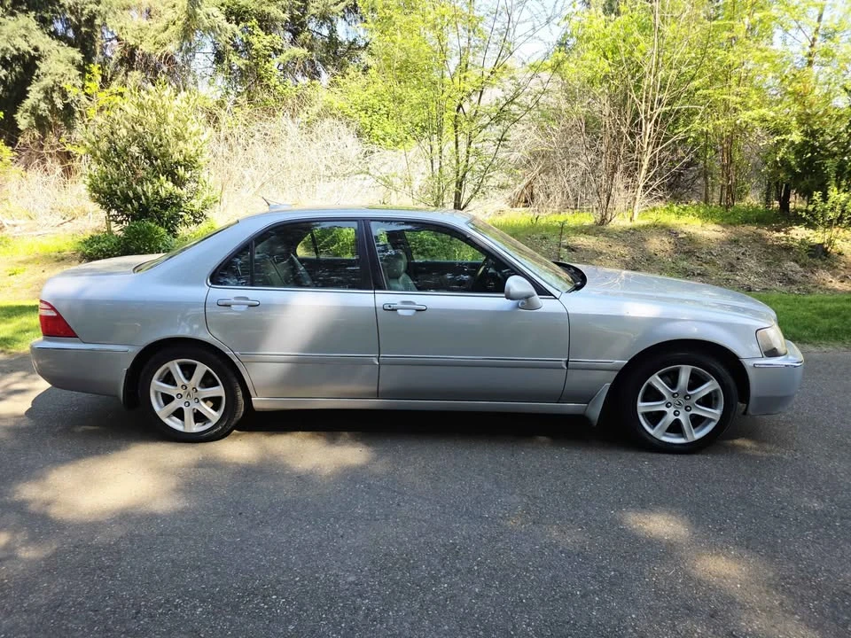 2004 Acura RL 1st Gen - Image 6 of 17