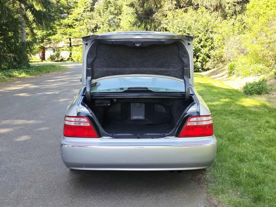 2004 Acura RL 1st Gen - Image 16 of 17