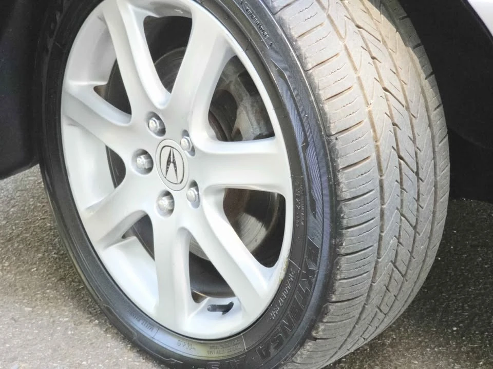 2004 Acura RL 1st Gen - Image 17 of 17