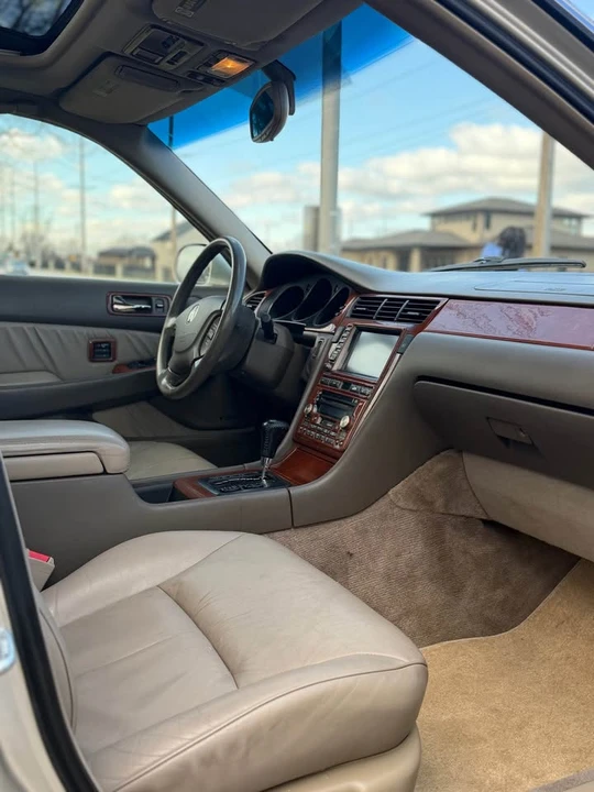 2004 Acura RL 1st Gen - Image 11 of 18