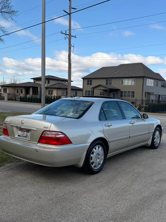 2004 Acura RL 1st Gen - Image 7 of 18