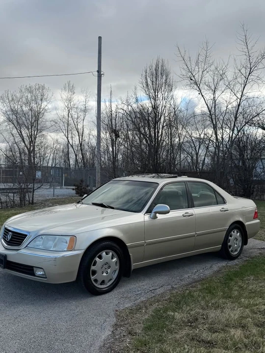 2004 Acura RL 1st Gen - Image 2 of 18