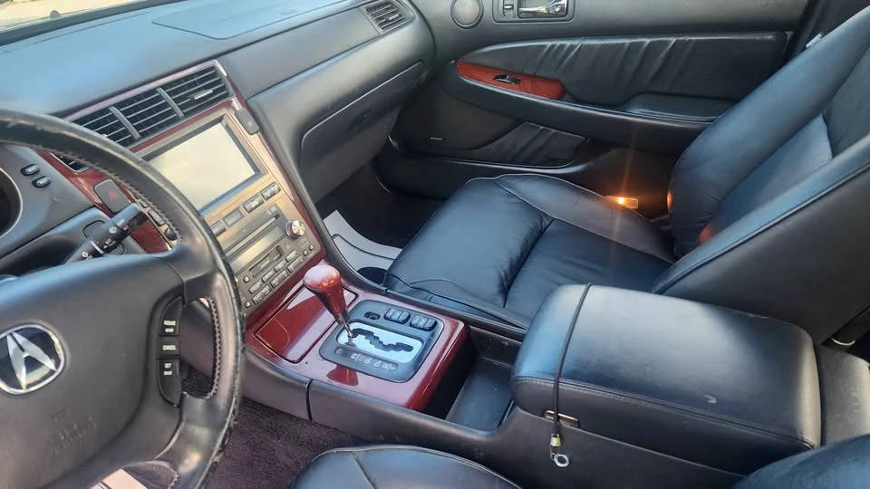2004 Acura RL 1st Gen - Image 2 of 7