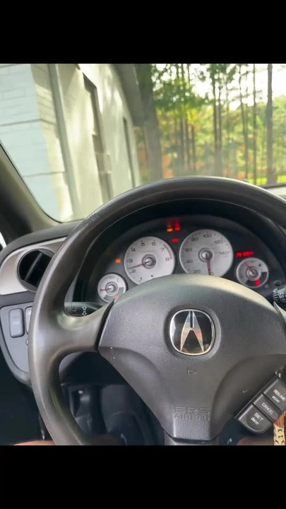 2004 Acura RSX Type-S - Image 2 of 11