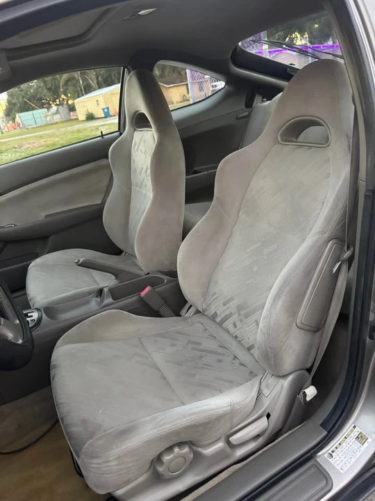 2004 Acura RSX - Image 8 of 10