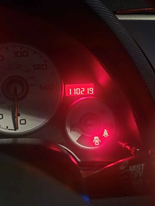 2004 Acura RSX Type-S - Image 2 of 3