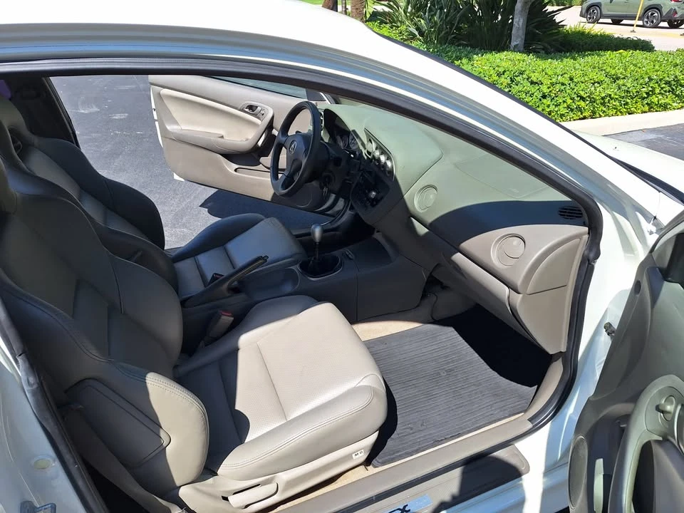 2004 Acura Integra 4th Gen - Image 5 of 6