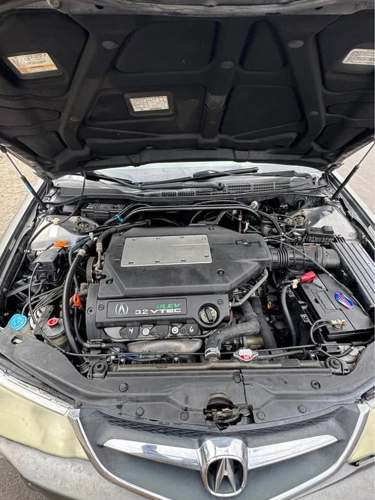 2004 Acura TL 3rd Gen - Image 9 of 10