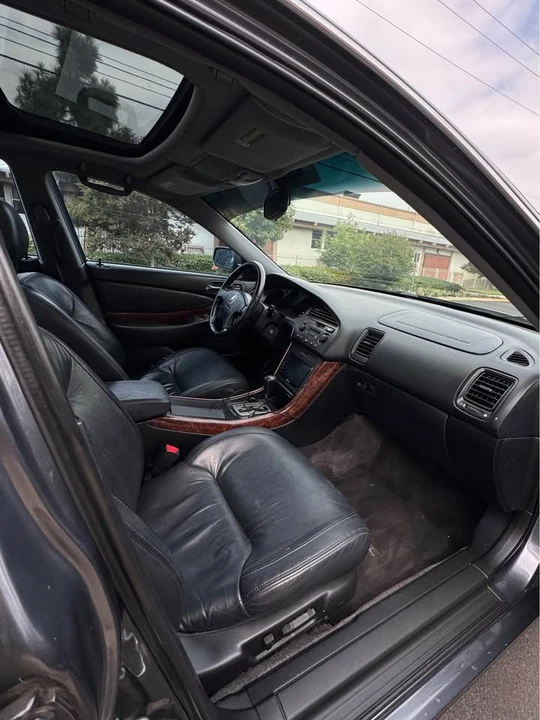 2004 Acura TL 3rd Gen - Image 5 of 10