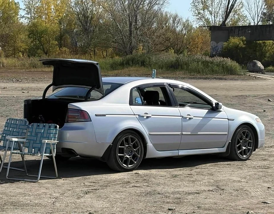 2004 Acura TL 3rd Gen - Image 2 of 6