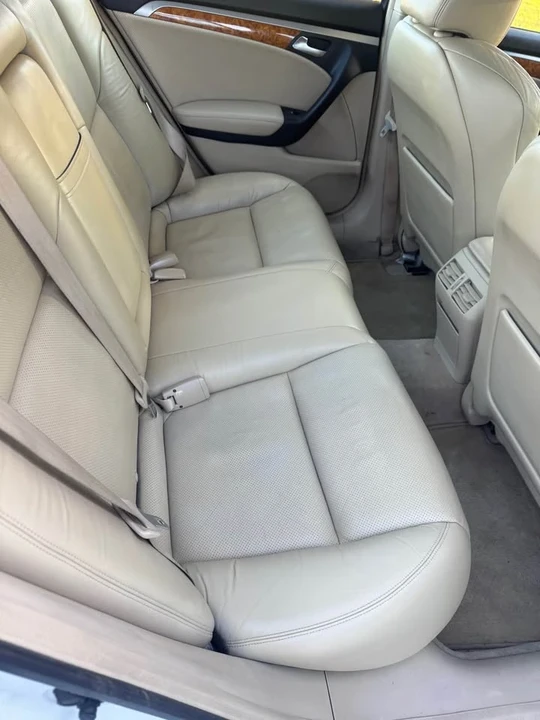 2004 Acura TL 3rd Gen - Image 5 of 11