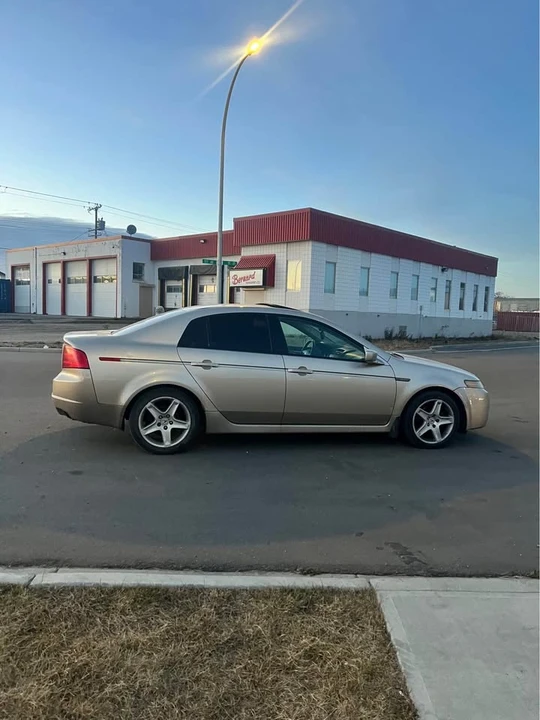 2004 Acura TL 3rd Gen - Image 4 of 8