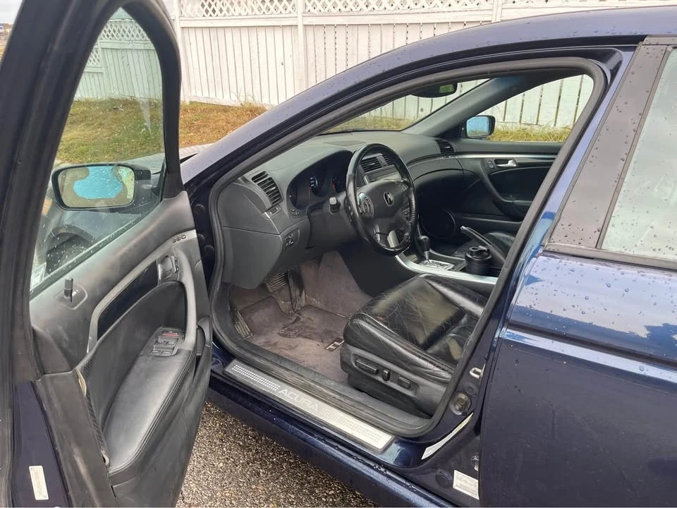 2004 Acura TL 3rd Gen - Image 9 of 10