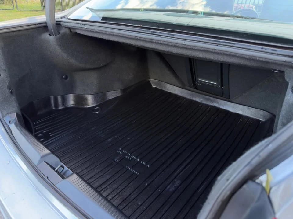 2004 Acura TL 3rd Gen - Image 13 of 19