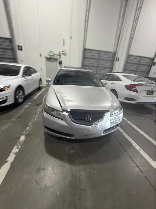 2004 Acura TL 3rd Gen - Image 3 of 15