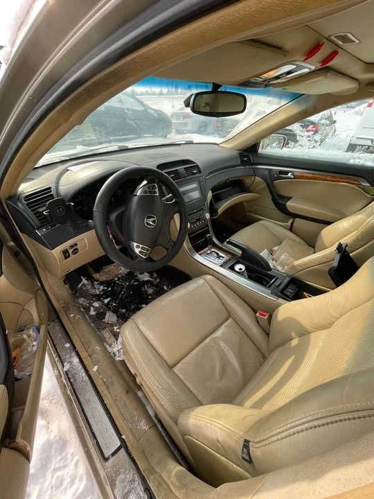 2004 Acura TL 3rd Gen - Image 7 of 7