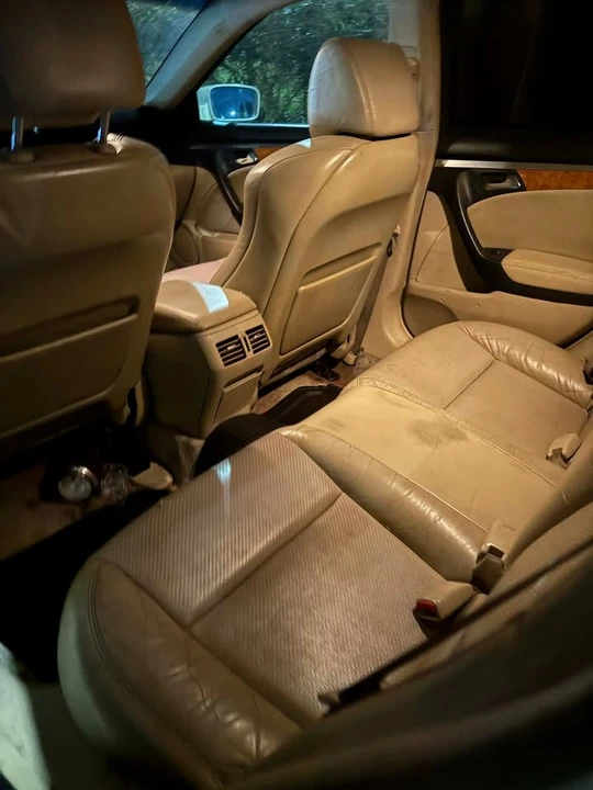 2004 Acura TL 3rd Gen - Image 8 of 8