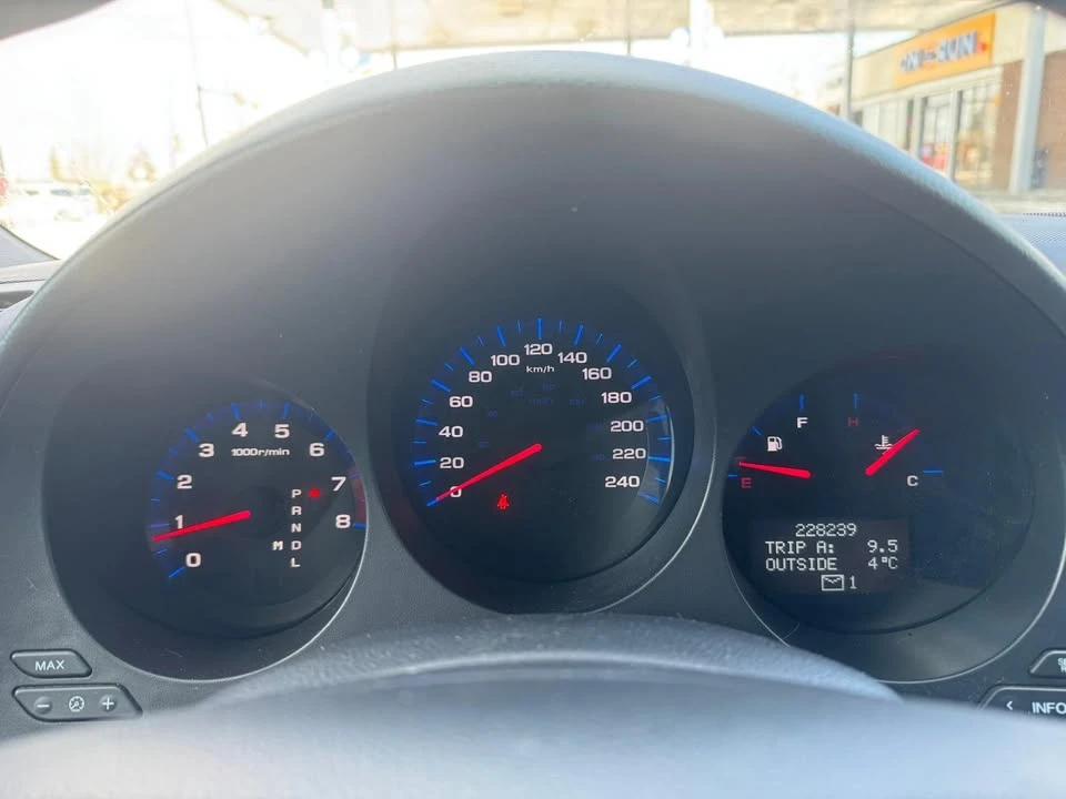 2004 Acura TL 3rd Gen - Image 8 of 10
