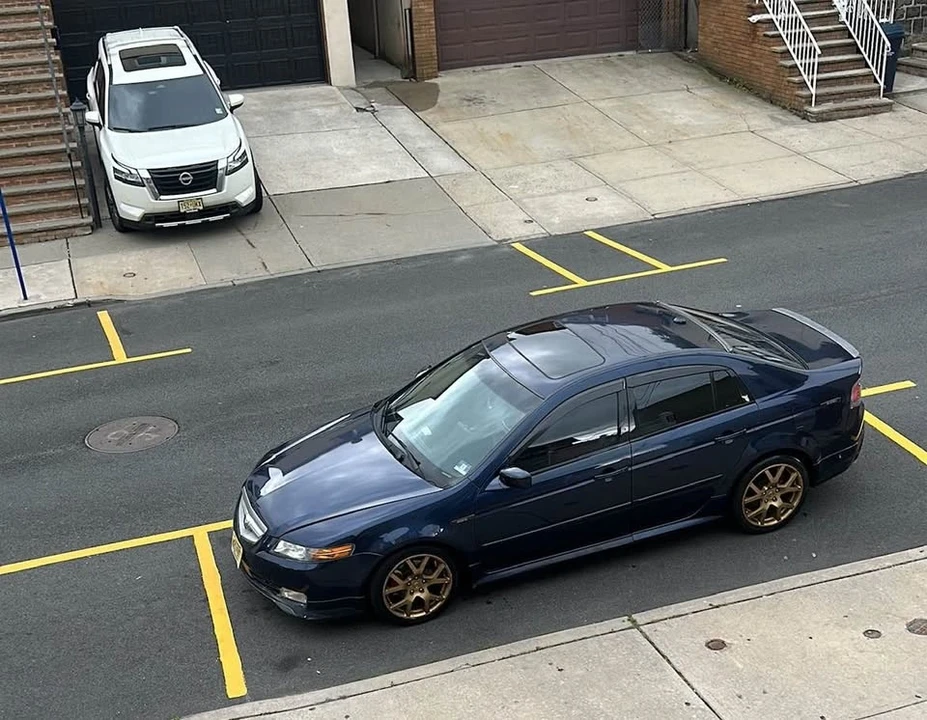 2004 Acura TL 3rd Gen - Image 7 of 12