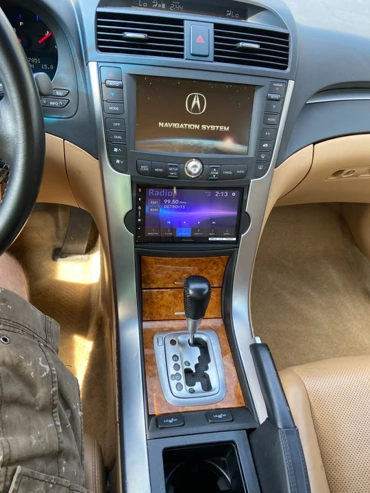 2004 Acura TL 3rd Gen - Image 13 of 17