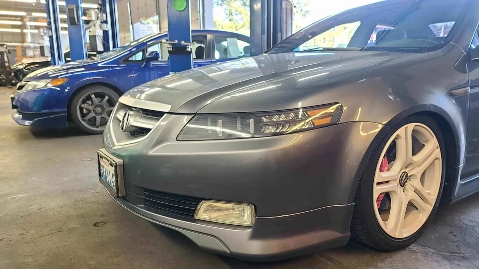 2004 Acura TL 3rd Gen - Image 5 of 19