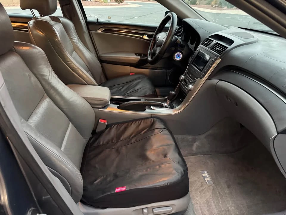2004 Acura TL 3rd Gen - Image 9 of 12
