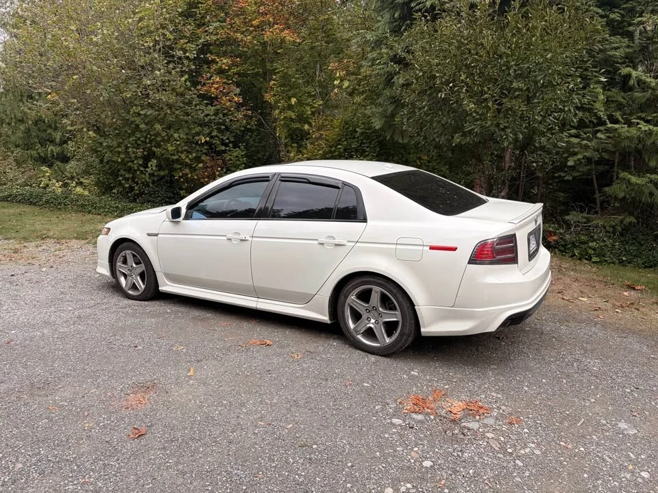 2004 Acura TL 3rd Gen - Image 2 of 3