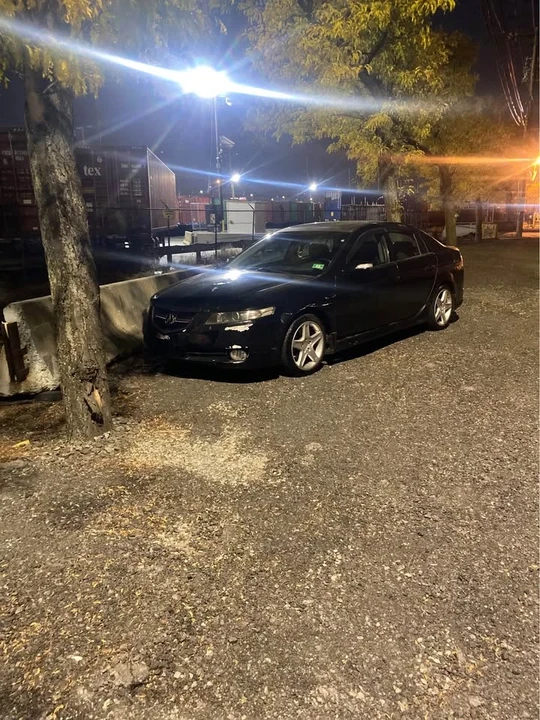 2004 Acura TL 3rd Gen - Image 3 of 11