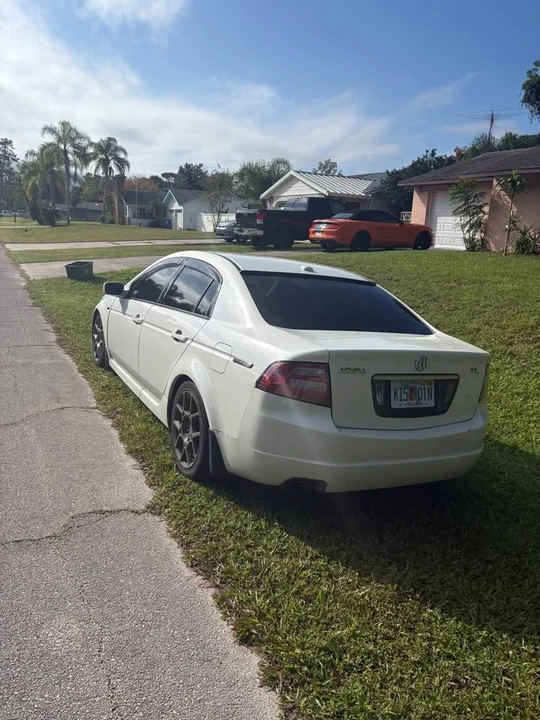 2004 Acura TL 3rd Gen - Image 9 of 12