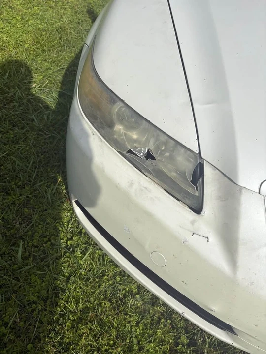 2004 Acura TL 3rd Gen - Image 8 of 12