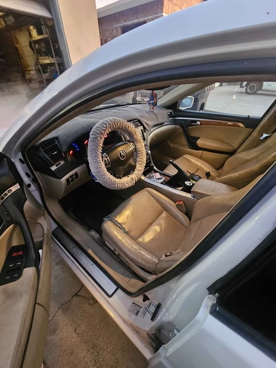 2004 Acura TL 3rd Gen - Image 11 of 11