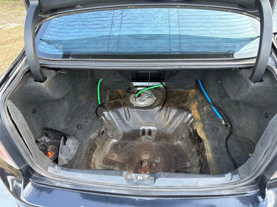 2004 Acura TL 3rd Gen - Image 14 of 14